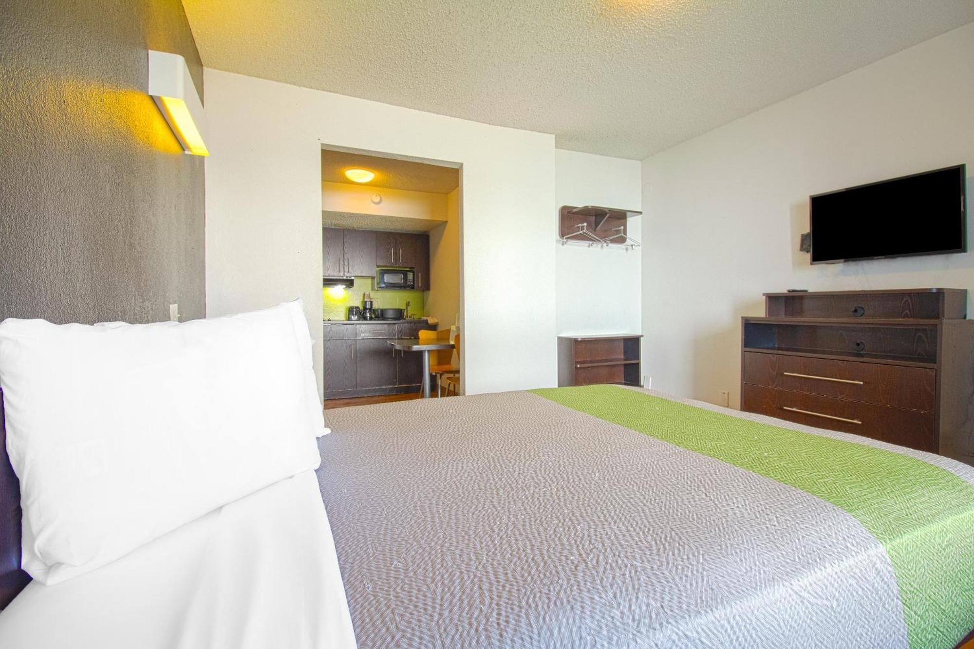 Studio Inn Extended Stay Oklahoma City Airport By Oyo Экстерьер фото