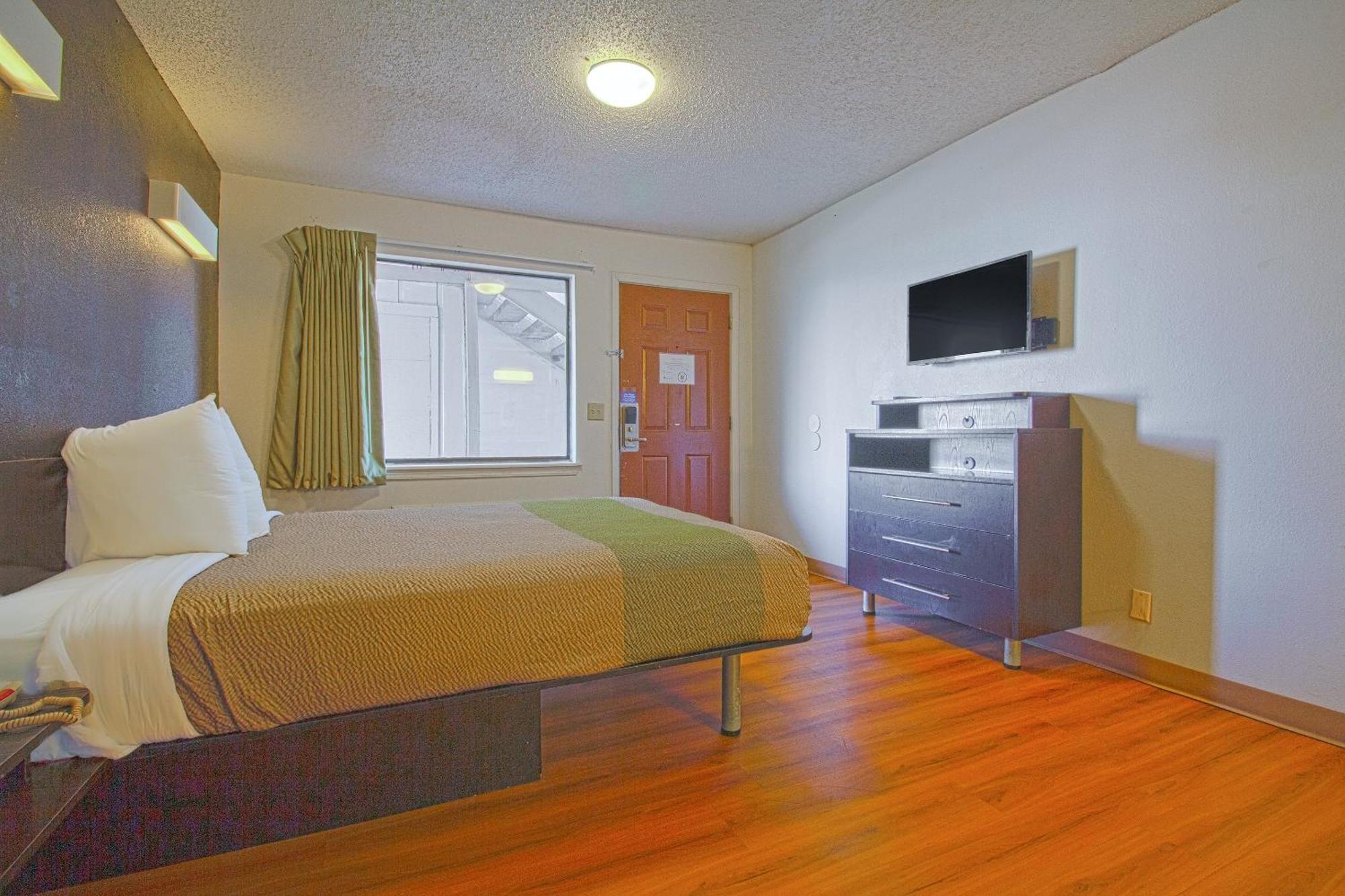 Studio Inn Extended Stay Oklahoma City Airport By Oyo Экстерьер фото